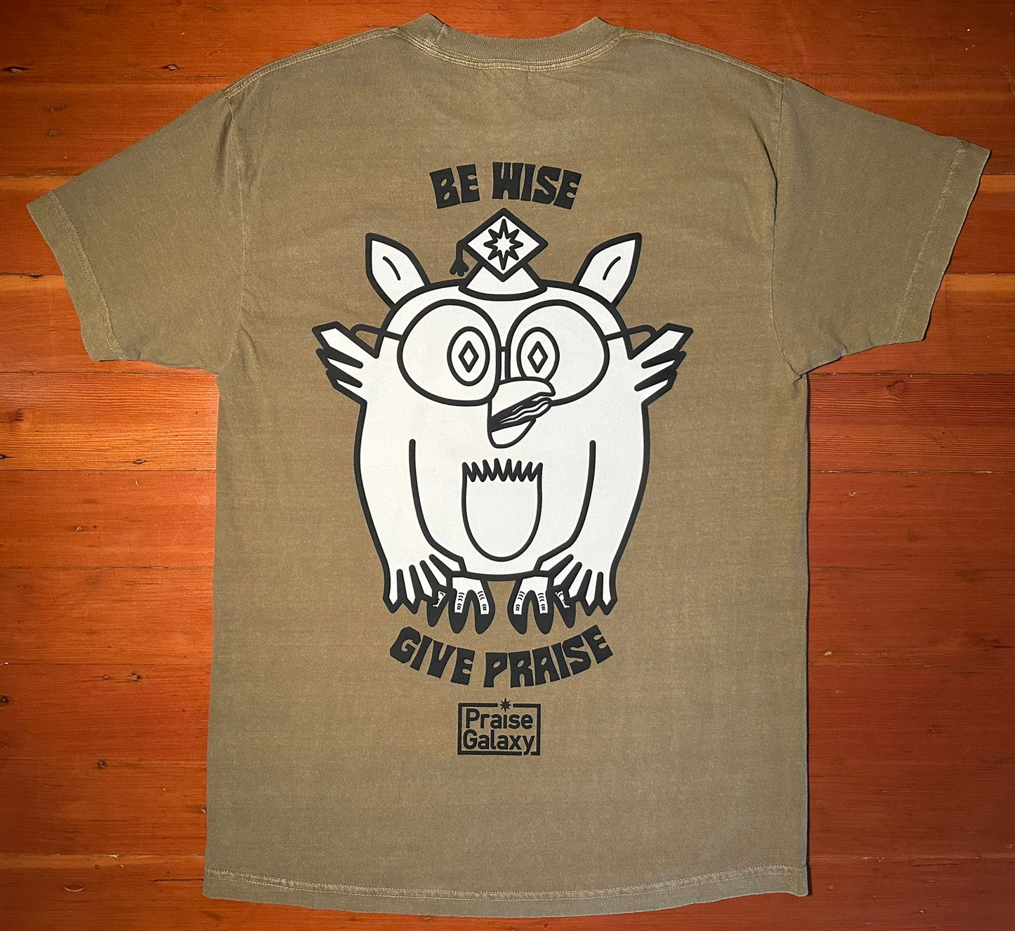 Olive Be wise shirt